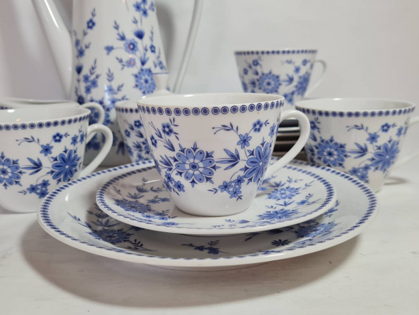 Набор для чая с синим растительным декором Seltmann Weiden Bavaria винтажный, чайное трио, 4 штуки, фарфор, Германия, 1960-70гг.