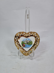 Тарелка декоративная винтажная RZ Austria в форме сердца с изображением Целль-ам-Зее, позолоченный ободок, фарфор, 10 х 9 см, Австрия, 1960-70гг.