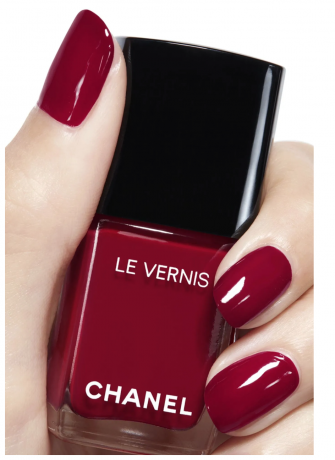 Chanel Le Vernis LANGANHALTEND, 153 Pompier, Лак для ногтей 153 Pompier (Франция), стойкое глянцевое покрытие, керамиды камелии, 13мл