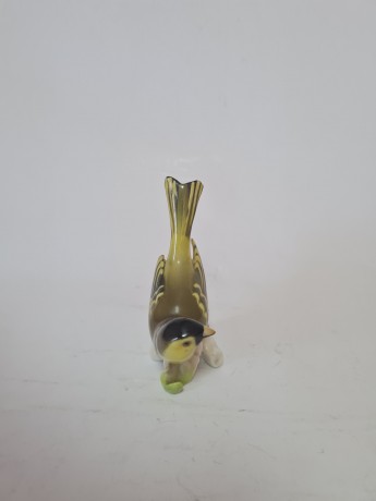 K. TUTTER Фигурка фарфоровая "Желтая птичка на ветке", 8смx7см, Германия, 1940-50гг.