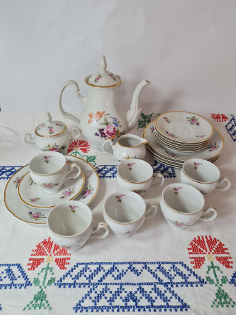 Bernadotte Винтажный чайный сервиз с тиснением и росписью букетов цветов, Германия, 1960-70гг.