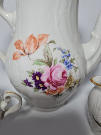 Bernadotte Винтажный чайный сервиз с тиснением и росписью букетов цветов, Германия, 1960-70гг.