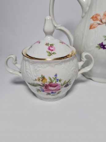 Bernadotte Винтажный чайный сервиз с тиснением и росписью букетов цветов, Германия, 1960-70гг.