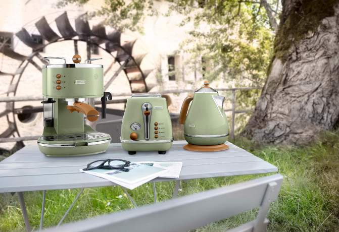 De'Longhi De'Longhi Wasserkocher KBOV2001.GR, 1,7 l, 2000 W  Чайник De&#39;Longhi KBOV2001.GR, 1,7 л, 2000 Вт