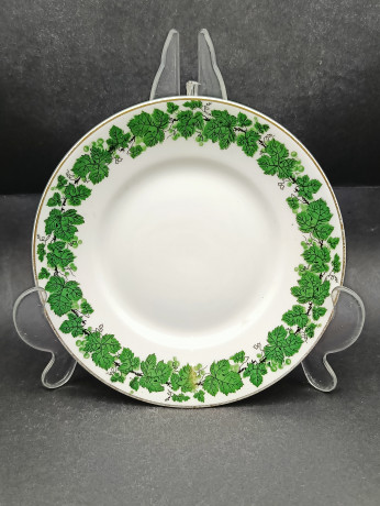 Тарелка сервировочная винтажная Meissen, зеленый растительный декор, фарфор, 16 см, Германия, 1970-80гг.