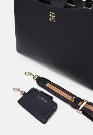 Tommy Hilfiger LIFE SATCHEL SET Handbag space blue LIFE SATCHEL SET Сумочка космический синий