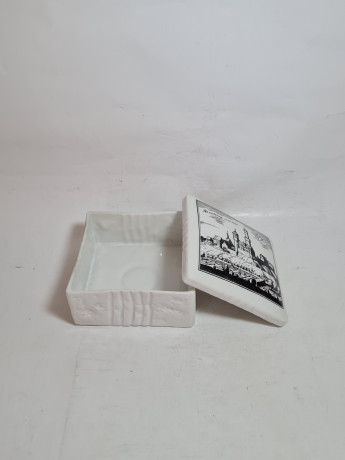 Шкатулка винтажная Gerold / Tettau Bavaria с изображением Гамбурга, черно-белая керамика, 12 x 12 x 8см, Германия, 1960-1970гг.