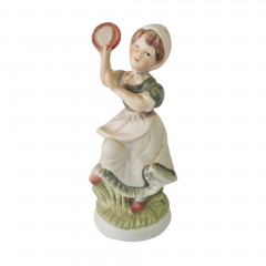 Статуэтка винтажная Im Stil Sitzendorf &quot;Женщина с бубном&quot;, фарфор, 14 см, Германия, 1960-70гг.
