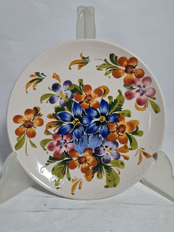 Тарелка декоративная винтажная "Оранжевые и синие цветы", ручная работа, в стиле майолики, керамика, 16.5 см, Германия, 1970-80гг.