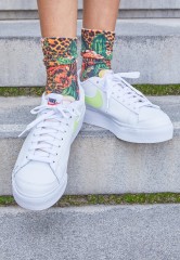 Nike Sportswear W BLAZER LOW PLATFORM Sneaker low white/light lemon twist/black/team orange W BLAZER LOW PLATFORM Низкие кроссовки женские белый/светлый лимонный твист/черный/оранжевый