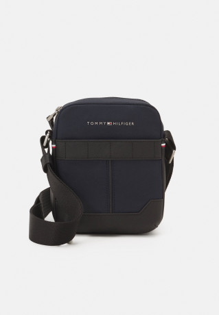Tommy Hilfiger ELEVATED MINI UNISEX REPORTER Across body bag Space Blue ELEVATED MINI UNISEX REPORTER Сумка через плечо КосмосСиний