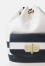 Tommy Hilfiger HERO TURNLOCK BACKPACK Rucksack feather white/space blue РЮКЗАК HERO TURNLOCK Рюкзак перо белое/космический синий