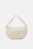 Tommy Hilfiger CONTEMPORARY SHOULDER BAG Handbag sugarcane СОВРЕМЕННАЯ СУМКА НА ПЛЕЧО Сумка сахарный тростник