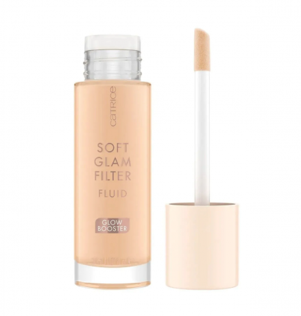 Catrice Soft Glam Filter Glow 015 Light, 30ml, Тональный флюид для лица лёгкое покрытие, сияющий эффект, оттенок 015 Light, 30 мл 