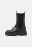 Tommy Hilfiger MONOCHROMATIC CHELSEA BOOT CHAIN Platform boots black MONOCHROMATIC CHELSEA BOOT CHAIN - Ботинки на платформе черный