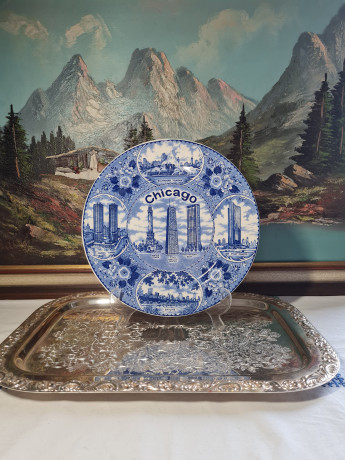 Декоративная тарелка винтажная Fine Staffordshire Ware с изображениями г. Чикаго в бело-синих тонах, 25,5 x 2,5 см, Англия, 1960-70гг.