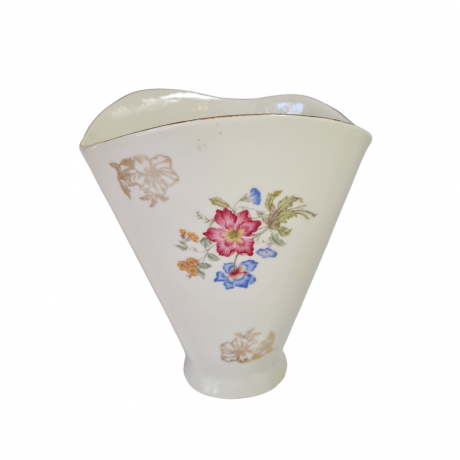 Ваза винтажная Bareuther Bavaria в форме кулька с цветочным декором, фарфор, 17 см, Германия, 1970-80гг.