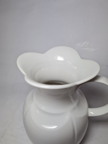 Formano Bavaria Белый фарфоровый кувшин, 18 x 15 см, Германия, 1960-70гг.