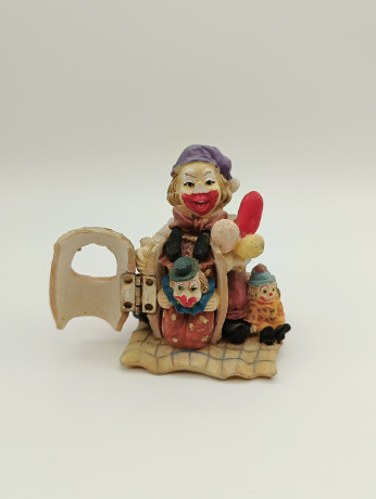 Статуэтки винтажные Im Stil Gilde "Клоуны", 3 шт., керамика, 6 х 8 см, Германия, 1970-80гг.