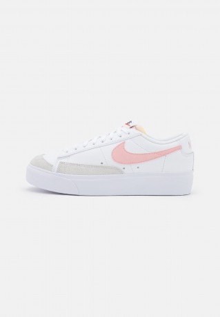Nike Sportswear W BLAZER LOW PLATFORM Sneaker low pink glaze/summit white/black/team orange/white W BLAZER LOW PLATFORM Низкие кроссовки женские розовая глазурь/саммит белый/черный/командный оранжевый/белый