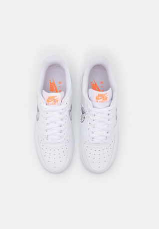 Nike Sportswear AIR FORCE 1 #x27;07 UNISEX Sneaker low white/black/orange AIR FORCE 1 #x27;07 UNISEX Низкие кроссовки женские белый/черный/оранжевый