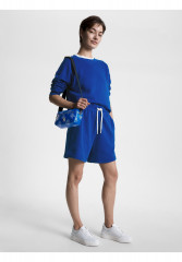 Tommy Hilfiger ICONIC TOMMY CAMERA BAG MONO Across body bag ultra blue ICONIC TOMMY CAMERA BAG MONO Сумка через плечо ультра синий