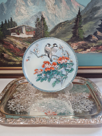Художественная декоративная тарелка винтажная Imperial Jingdezhen Poreclain, Императорский фарфор, разноцветный декор "Две птички на ветке", 22 см, Китай, 1988г.