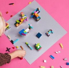 LEGO LEGO Classic 11024 Graue Bauplatte LEGO Classic 11024 Серая строительная пластина