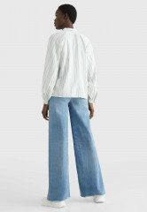 Tommy Hilfiger VERTICAL STRIPE Button-down blouse textured stripe ecru blue VERTICAL STRIPE Блузка на пуговицах фактурная полоса цвета экрю