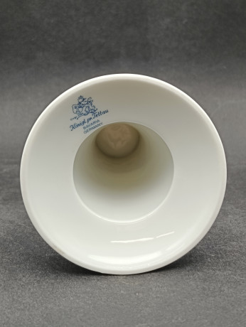 Подсвечник винтажный Konigl.pr.Tettau Bavaria на 1 свечу, растительный декор, фарфор, 12 х 8 см, Германия, 1960-70гг.