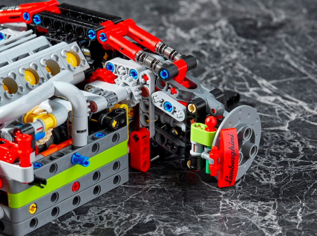 LEGO/ЛЕГО Technic 42115 Lamborghini Sian FKP 37