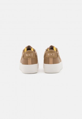 Nike Sportswear W BLAZER LOW PLATFORM Sneaker low dark driftwood/sail W BLAZER LOW PLATFORM Низкие кроссовки женские темная коряга/парус