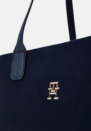 Tommy Hilfiger ICONIC TOMMY TOTE Tote bag space blue ICONIC TOMMY TOTE Сумка-тоут космический синий