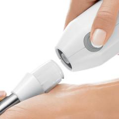 BOSCH BOSCH Stabmixer ErgoMixx MSM66110 Edelstahl-Mixfuss 4-Klingen 600W weiss/grau  Ручной блендер BOSCH ErgoMixx MSM66110, ножка для смешивания из нержавеющей стали, 4 лезвия, 600 Вт, белый/серый