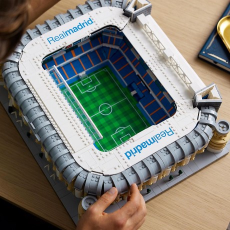 LEGO Creator Expert 10299 Real Madrid Santiago Bernabeu Stadion, ЛЕГО стадион ФК Реал Мадрид - Сантьяго Бернабеу