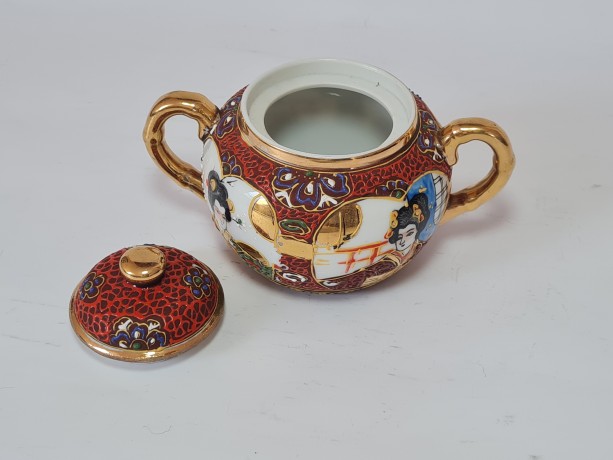 Японский фарфоровый сервиз для чайной церемонии,обильная позолота и  Япония, 1960гг.