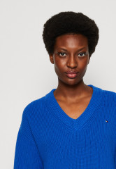 Tommy Hilfiger SWEATER Jumper electric blue СВИТЕРА Джемперы синий электрик