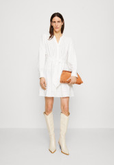 Tommy Hilfiger SHORT DRESS Shirt dress optic white КОРОТКОЕ ПЛАТЬЕ Платье-рубашка оптический белый