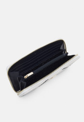 Tommy Hilfiger TIMELESS LARGE ROPE Wallet weathered white TIMELESS LARGE ROPE Бумажник выветрившийся белый