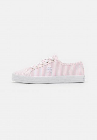 Tommy Hilfiger ESSENTIAL Trainers seersucker/soothing pink ESSENTIAL Кроссовки Сирсакер/успокаивающий розовый