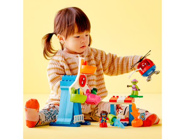 Lego Spider-Man \u0026amp; Friends: Jahrmarktabenteuer Человек-Паук \u0026amp; Друзья: Приключения на ярмарке