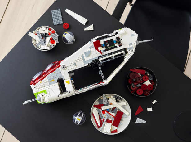 LEGO Star Wars 75309 Republic Gunship, Лего 75309 Звездные войны Боевой корабль Республики