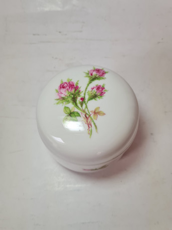 Heinrich Белая круглая фарфоровая шкатулка "Букет розовых роз", 8,5 x 10 см, Германия, 1960-70гг.
