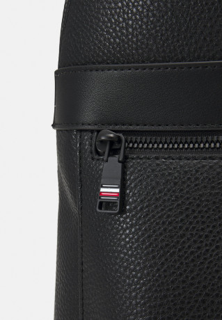 Tommy Hilfiger CENTRAL BACKPACK Rucksack black ЦЕНТРАЛЬНЫЙ РЮКЗАК Рюкзак черный
