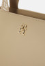 Tommy Hilfiger TOMMY LIFE TOTE Handbag beige TOMMY LIFE TOTE Сумка бежевый