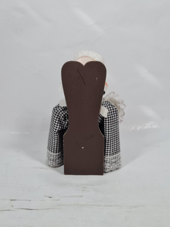 Фигурка винтажная "Бабушка c пряжей на стуле", 15 см, Германия, 1960-70гг.