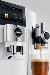 JURA JURA Kaffeevollautomat 15460 J8 (EA)  Полностью автоматическая кофемашина JURA 15460 J8 (EA)