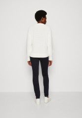 Tommy Hilfiger SWEATER Jumper ecru СВИТЕРА Джемперы экрю