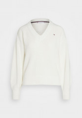 Tommy Hilfiger SWEATER Jumper ecru СВИТЕРА Джемперы экрю