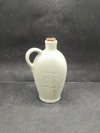 Графин / декантер миниатюрный винтажный Leberhardt Munchen для ликера, с пробкой, керамика, светло-зеленый, 0.125 л, 14 см, Германия, 1960-70гг.